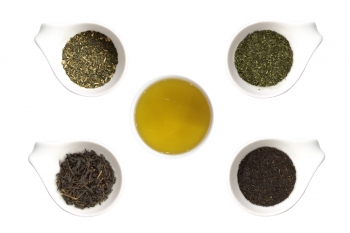 Trà pha máy và máy pha trà