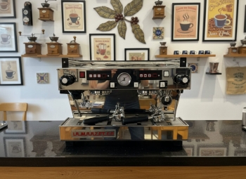 Máy pha cà phê La Marzocco Linea AV